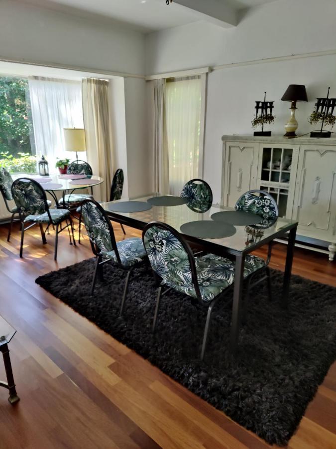 Vrijstaande Rietgedekte Villa Nabij Uitvalswegen Wassenaar Εξωτερικό φωτογραφία