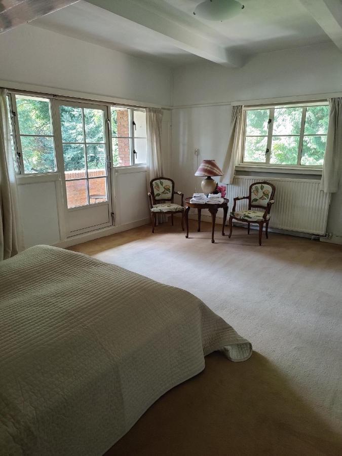 Vrijstaande Rietgedekte Villa Nabij Uitvalswegen Wassenaar Εξωτερικό φωτογραφία
